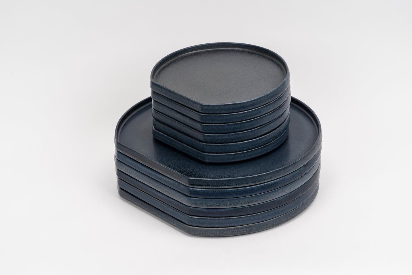 Black Reactive Plate Sets