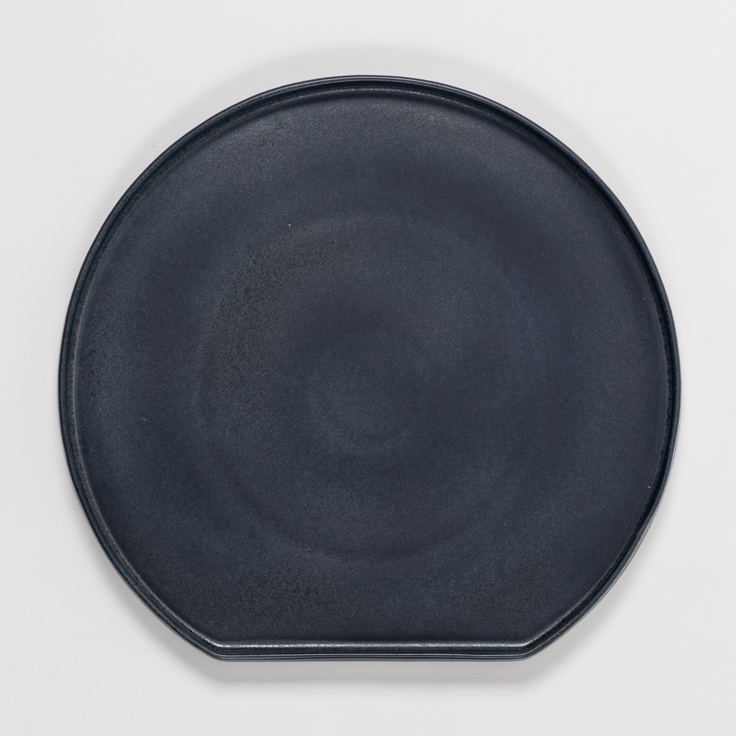 Black Reactive Dinner Plates
