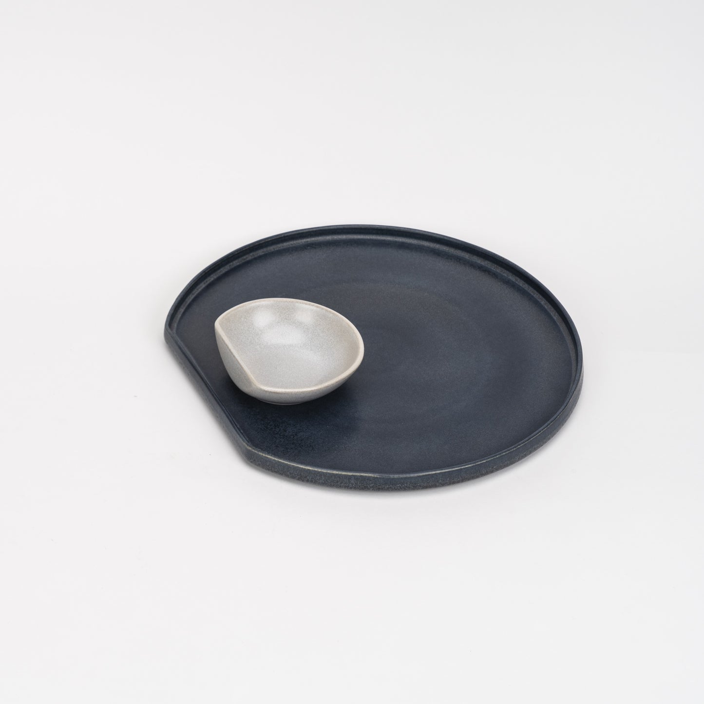 Black Reactive - 30cm flat platter