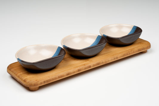 Italian server bamboo angle blue
